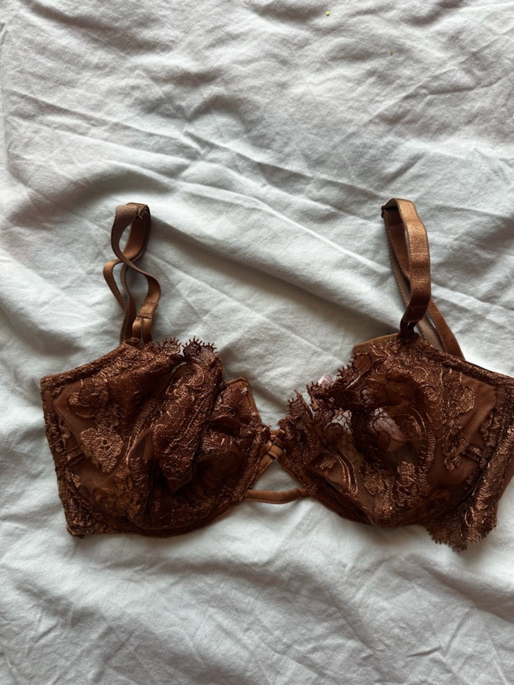 Victoria’s Secret Dream Angels Lace Push-Up Bra Brown 32DD